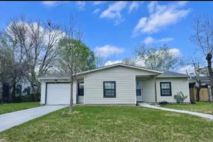 7435 Briefway St, Houston, TX 77087 - Photo 1