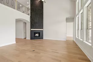 307 Barbet Ct, Montgomery, TX 77316 - Photo 5