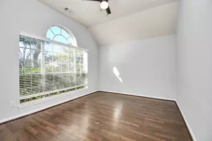 16827 Dunbar Grove Ct, Sugar Land, TX 77498 - Photo 7