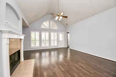 16827 Dunbar Grove Court, Sugar Land, TX 77498 - Photo 23