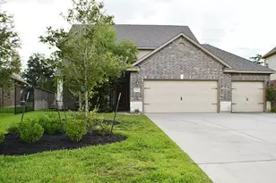91 West Wading Pond Circle, The Woodlands, TX 77375 - Photo 3