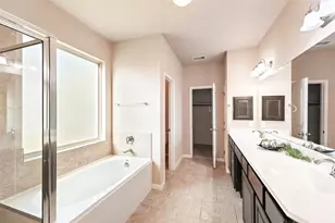 91 West Wading Pond Circle, The Woodlands, TX 77375 - Photo 19