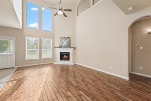 91 West Wading Pond Circle, The Woodlands, TX 77375 - Photo 11