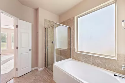 91 W Wading Pond Circle, The Woodlands, TX 77375 - Photo 21