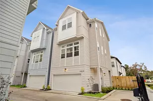 2121 Hoskins Dr, Houston, TX 77080 - Photo 1