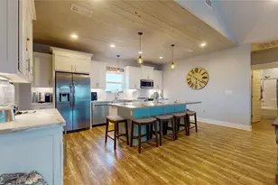 972 Bahama Dr, Crystal Beach, TX 77650 - Photo 19