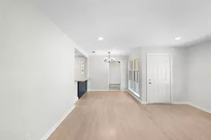 5926 Belneath St, Houston, TX 77033 - Photo 13