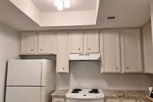11711 Memorial Dr, Houston, TX 77024 - Photo 9
