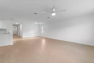 16031 Tallis Dr, Conroe, TX 77303 - Photo 17