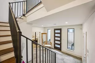 1810 Ridgewood St, Houston, TX 77006 - Photo 3
