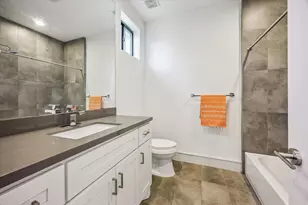 1810 Ridgewood St, Houston, TX 77006 - Photo 23
