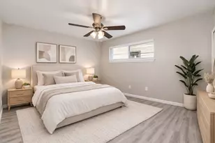 1424 Marshall St, Houston, TX 77006 - Photo 5