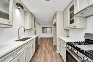 16011 Sierra Grande Dr, Houston, TX 77083 - Photo 15