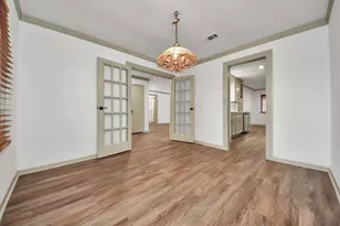 16011 Sierra Grande Dr, Houston, TX 77083 - Photo 9