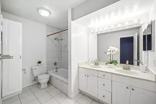 2425 Augusta Dr, Houston, TX 77057 - Photo 23