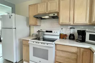 1116 Lake St, Clute, TX 77531 - Photo 17