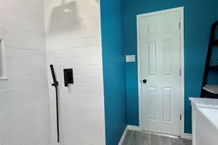 1116 Lake St, Clute, TX 77531 - Photo 23