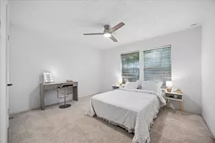 12519 Burgoyne Dr, Houston, TX 77077 - Photo 19
