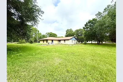 8415 Schiro Road, Hitchcock, TX 77563 - Photo 5