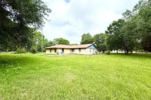 8415 Schiro Rd, Hitchcock, TX 77563 - Photo 5