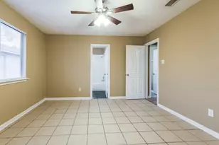 2215 Hazyknoll Ln, Houston, TX 77067 - Photo 9