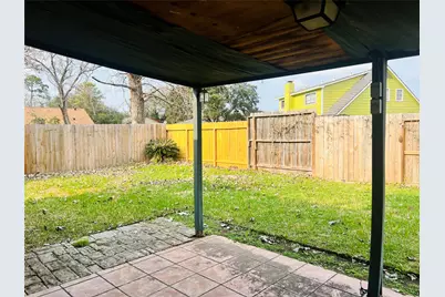 12614 Hunting Briar Drive, Houston, TX 77099 - Photo 13