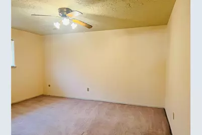 12614 Hunting Briar Drive, Houston, TX 77099 - Photo 5