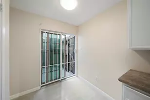 17210 Imperial Valley Dr, Houston, TX 77060 - Photo 9