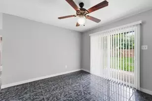506 Glenvale Dr, Houston, TX 77060 - Photo 5