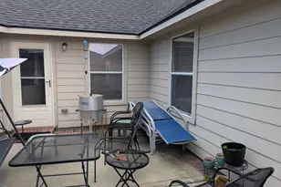 8005 Big Oak Dr, Texas City, TX 77591 - Photo 5