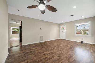 115 Marlin Avenue, Galveston, TX 77550 - Photo 17