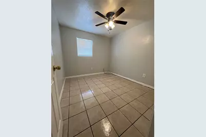 7518 Morley Street #C, Houston, TX 77061 - Photo 9