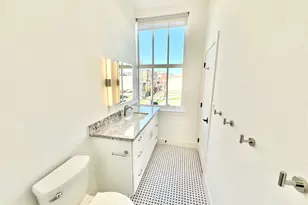 2102 Mechanic St, Galveston, TX 77550 - Photo 11