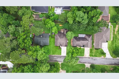 1840 Green Briar Drive, Huntsville, TX 77340 - Photo 29