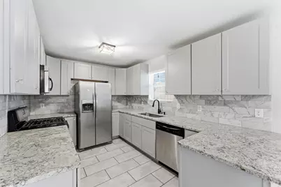 3307 Roaming Woods Ln, Spring, TX 77380 - Photo 7