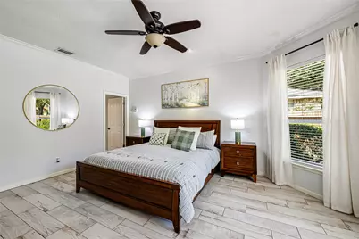 136 S Goldenvine Circle, The Woodlands, TX 77382 - Photo 19