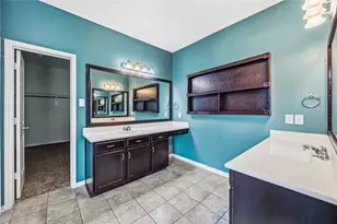 366 Lake Line Dr, Alvin, TX 77511 - Photo 15