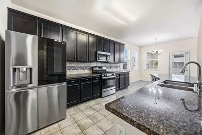 366 Lake Line Drive, Alvin, TX 77511 - Photo 7