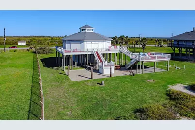 1508 Highway 87, Gilchrist, TX 77617 - Photo 5