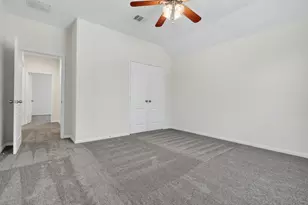 17919 Creek Bluff Ln, Cypress, TX 77433 - Photo 37