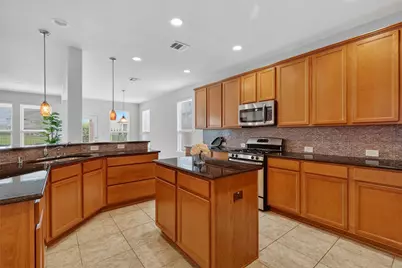 17919 Creek Bluff Lane, Cypress, TX 77433 - Photo 13