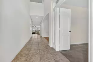 17919 Creek Bluff Ln, Cypress, TX 77433 - Photo 5