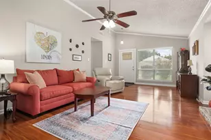 2333 Broadlawn Dr, Houston, TX 77058 - Photo 7