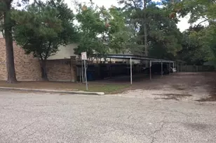 407 W Semands St, Conroe, TX 77301 - Photo 25