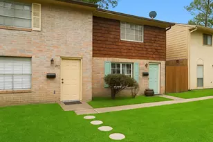 407 W Semands St, Conroe, TX 77301 - Photo 5