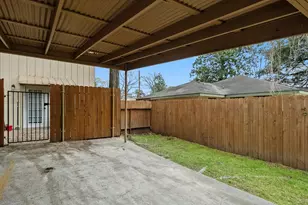 407 W Semands St, Conroe, TX 77301 - Photo 23