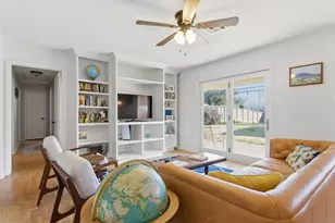 2310 Droxford Dr, Houston, TX 77008 - Photo 5