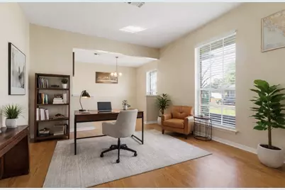 2310 Droxford Drive, Houston, TX 77008 - Photo 13