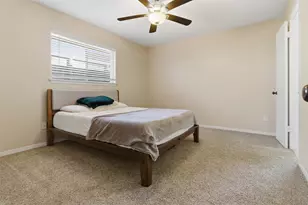 2310 Droxford Dr, Houston, TX 77008 - Photo 15