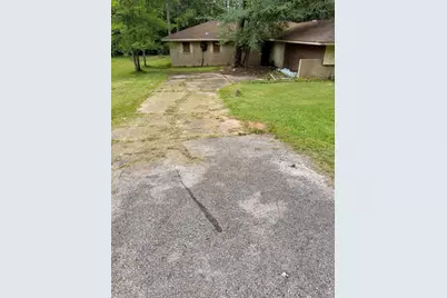 911 Shore Shadow Drive, Houston, TX 77336 - Photo 11
